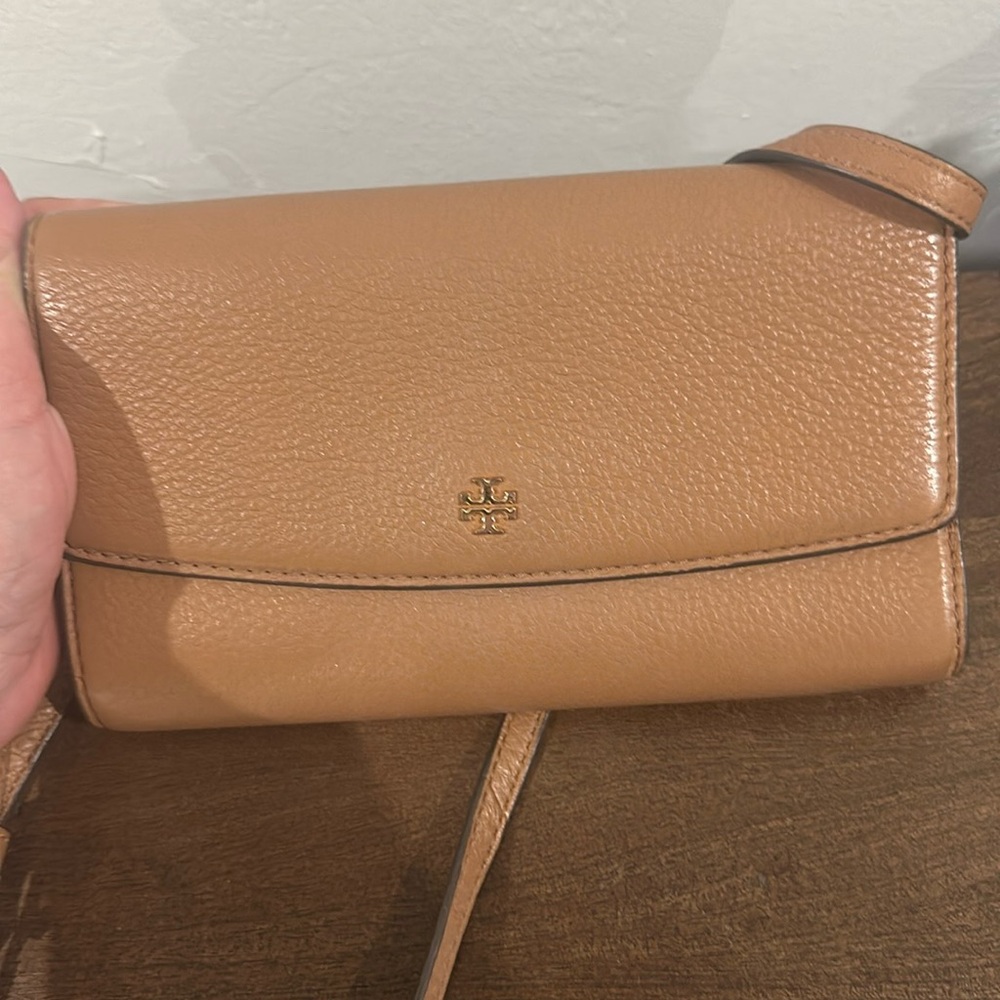 Tory Burch Wallet on chain